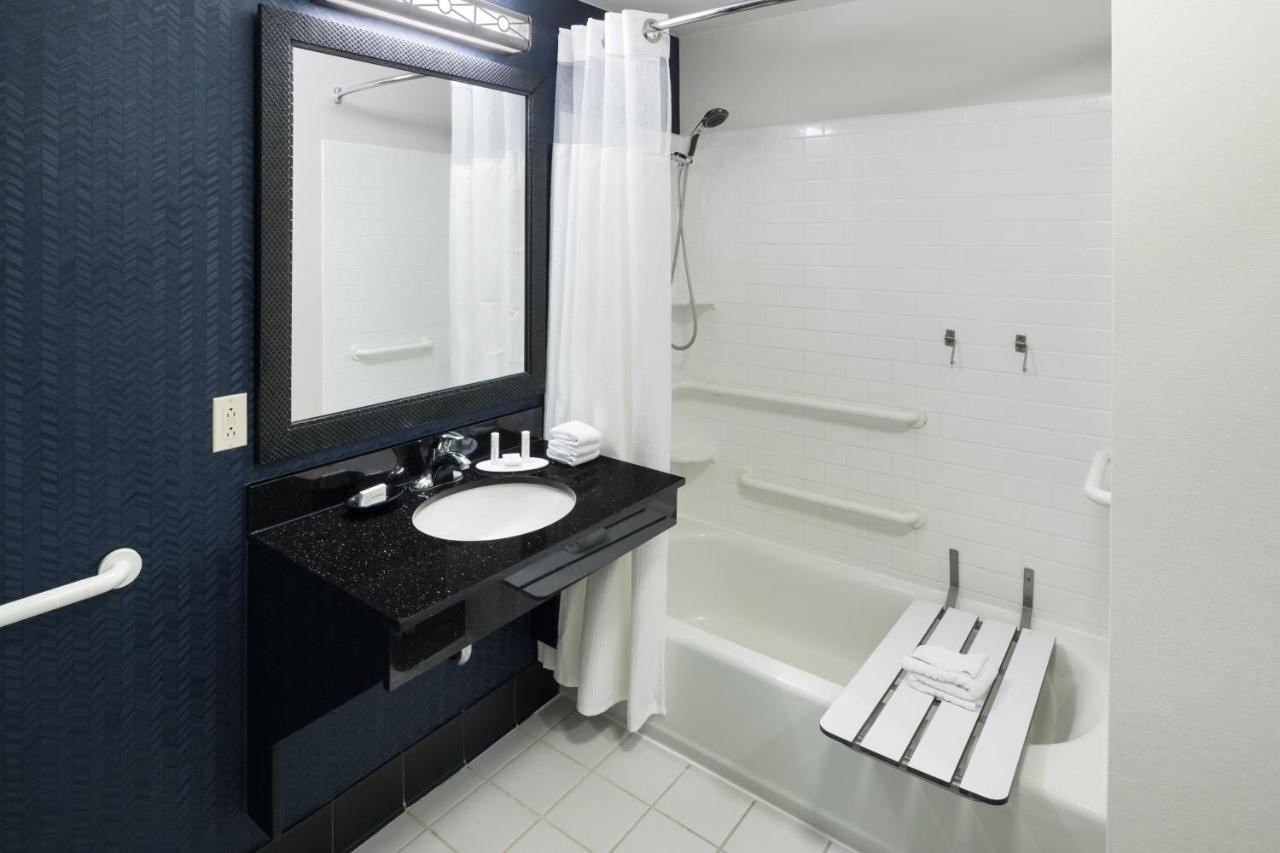 Fairfield Inn Suites By Marriott Orlando At Seaworld Williamsburg Dış mekan fotoğraf