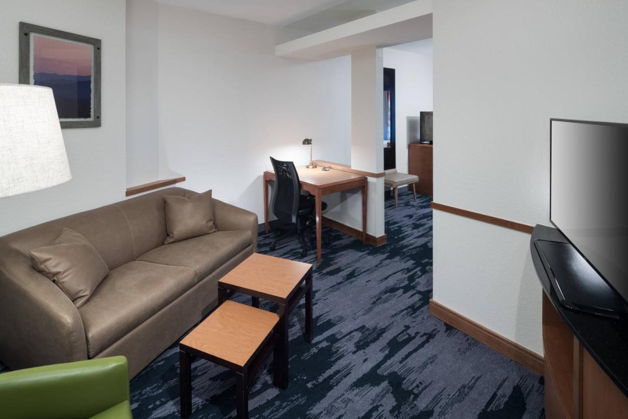 Fairfield Inn Suites By Marriott Orlando At Seaworld Williamsburg Dış mekan fotoğraf